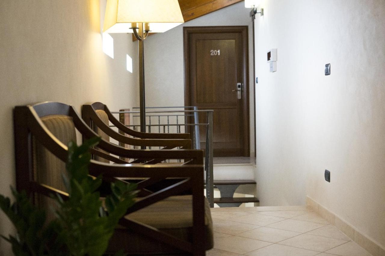 Bed and Breakfast Le Corti - Dimora Storica Polistena Exterior foto